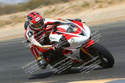 media/Apr-10-2022-SoCal Trackdays (Sun) [[f104b12566]]/Turn 7 Inside (1025am)/